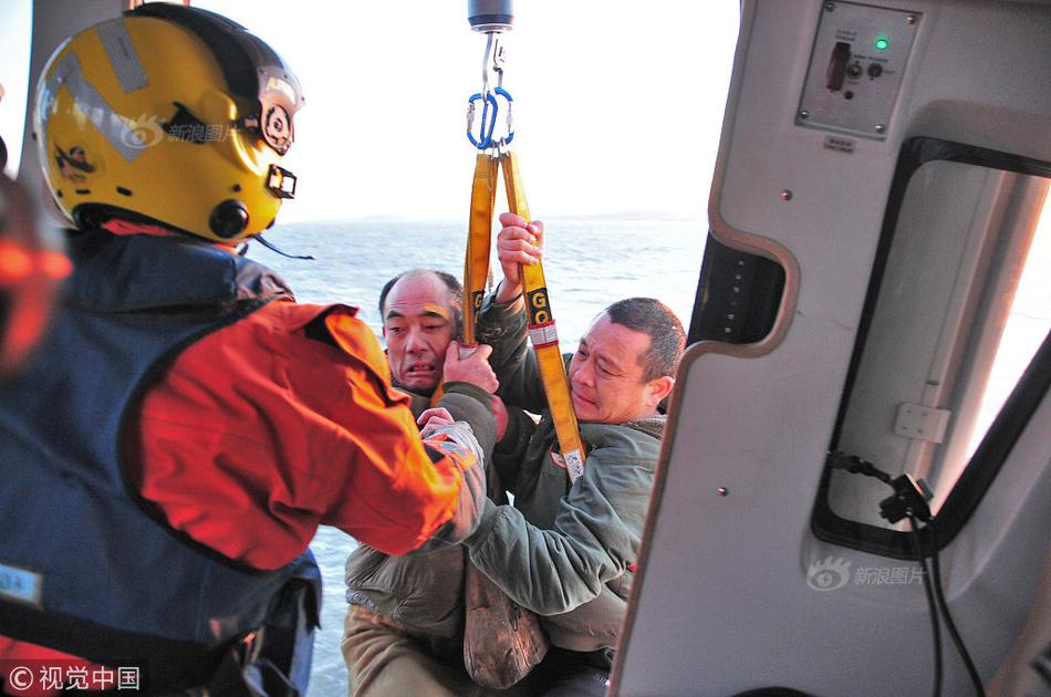 《超級(jí)地城之光》浪漫櫻花季新版柔情上線(xiàn)