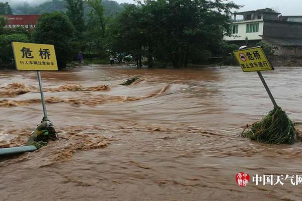 許嵩演唱會(huì)精彩回顧 《神武2》萌寵現(xiàn)場(chǎng)應(yīng)援