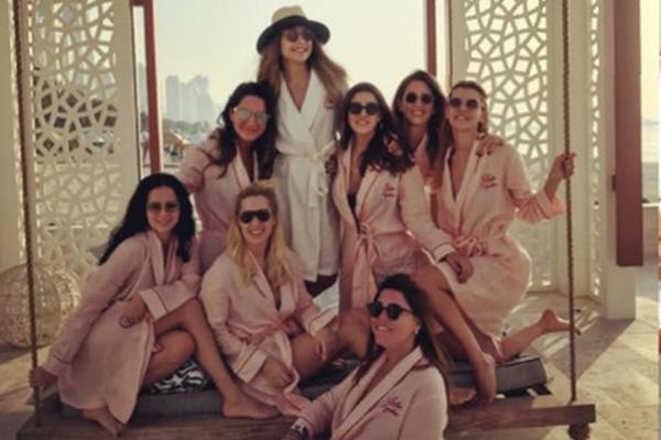 奶油色軟綿綿 《小熊愛(ài)消除》糖果夢(mèng)幻派