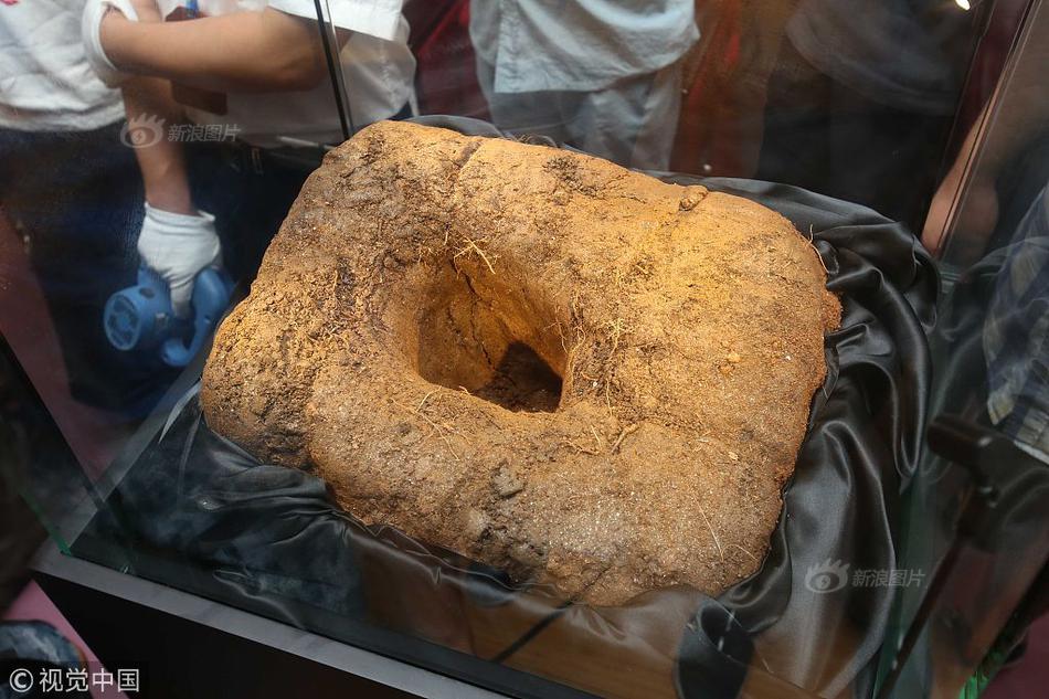 柳巖攻沙首秀 《傳奇世界手游》今日騎戰(zhàn)公測(cè)