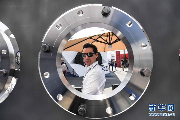 特朗普揚(yáng)言要消除俄對(duì)格陵蘭島威脅俄回應(yīng)↓