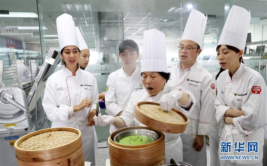 萌妹摯愛(ài) 《真霸王大陸》開(kāi)啟Q版魔法激戰(zhàn)